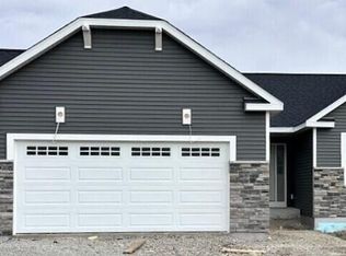 566 Cletus St, Cambridge, WI 53523