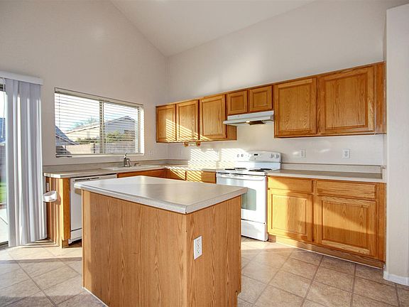 5th image of 12743 W Hollyhock Dr