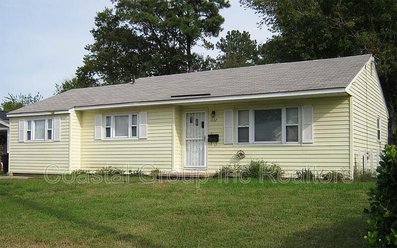 1st image of 1632 Janke Rd
