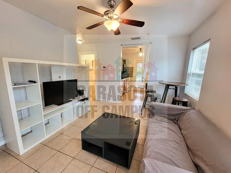 1148 Highland St — Photo 52