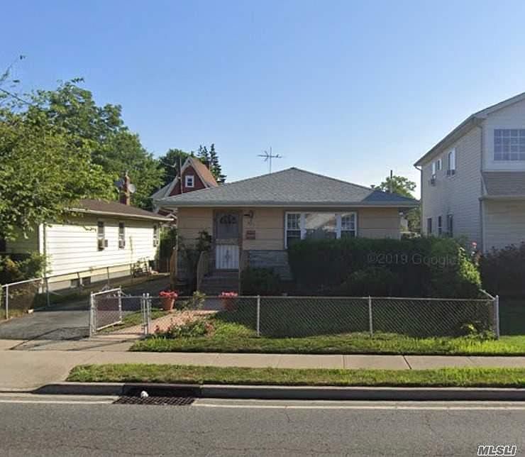 1st image of 457 Greenwich St