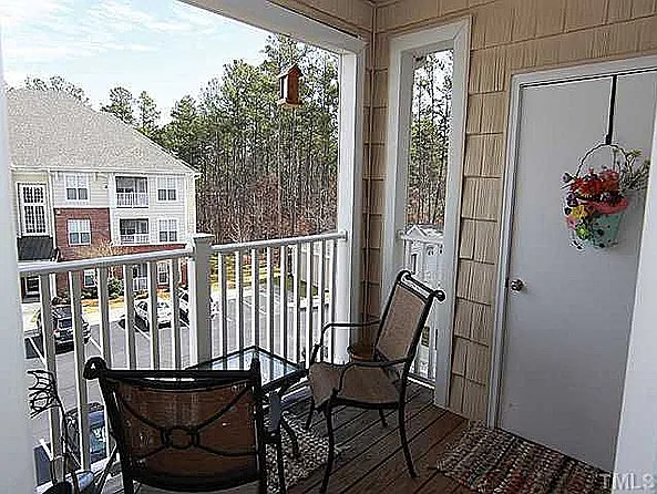 2 bed, 1100 sqft, $1,675 — Photo 4