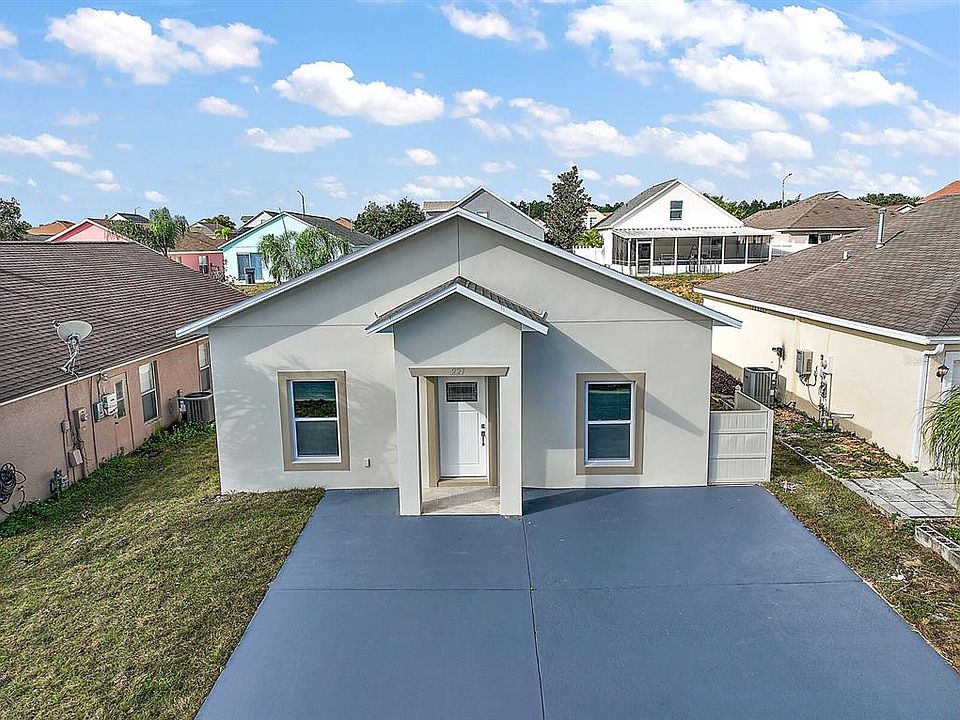 1st image of 221 NICHOLSON DRIVE