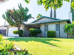 5325 Cherry Tree Ln, Bakersfield, CA