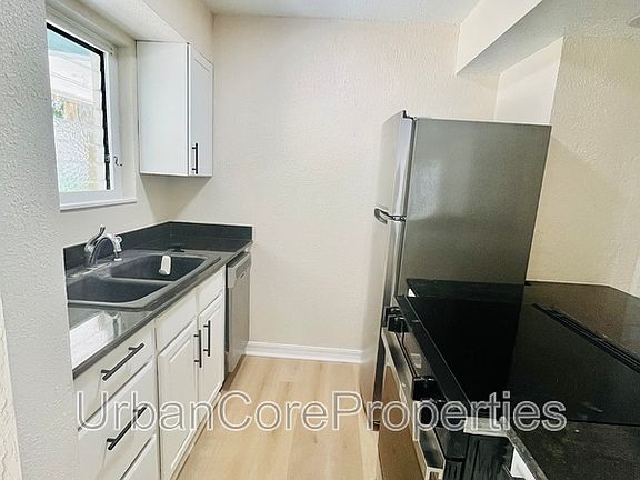 3rd image of 440 14th Ave N APT 2