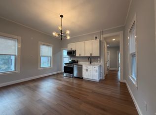 195 Green St APT 3, Cambridge, MA 02139