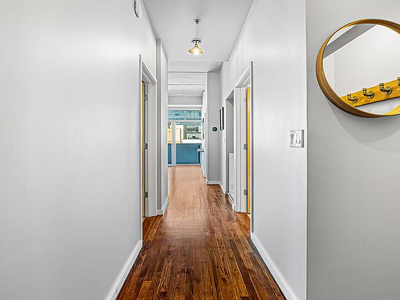 3rd image of 630 N Franklin St APT 812