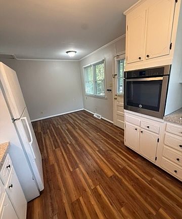 3rd image of 4220 Pennydale Dr