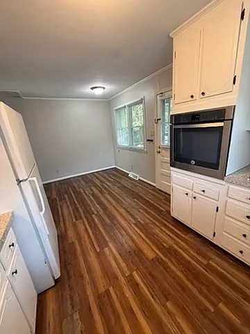 4220 Pennydale Dr — Photo 3