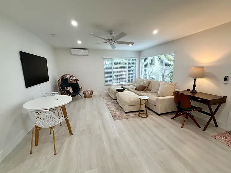 1279 Beach Rd #3 — Photo 7