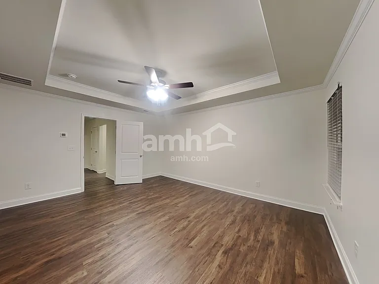 475 Summit View Ln — Photo 16