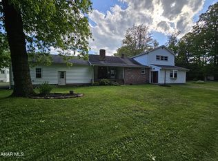 122 Pecan Ave, Altoona, PA 16601
