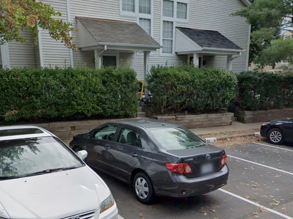 5947 Havener House Way, Centreville, VA 20120