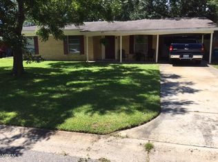 6213 Shelly Dr, Ocean Springs, MS 39564