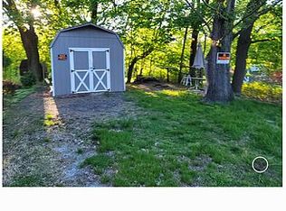 582 Gorgas Ln, Philadelphia, PA 19128