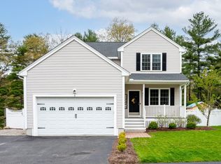 5 Hunters Ct, Sutton, MA 01590
