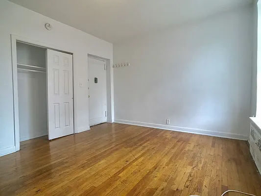 Rented by Sovereign Associates | media 13