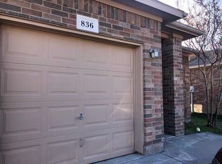 836 Walnut St, Burleson, TX 76028