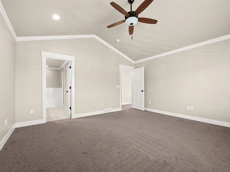 771 E Newfield Dr — Photo 26