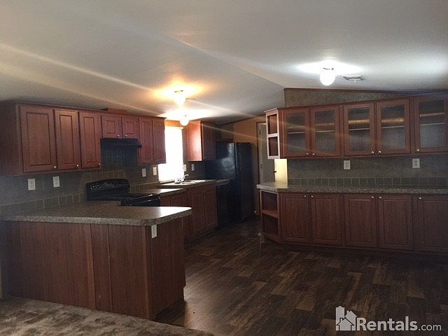 2nd image of 2510 N Highway 175 Trlr 404