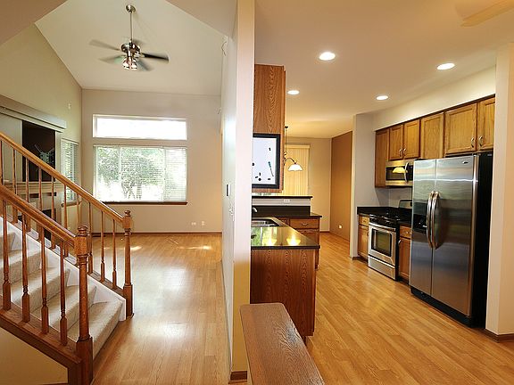 4th image of 2985 Kentshire Cir Unit 2985