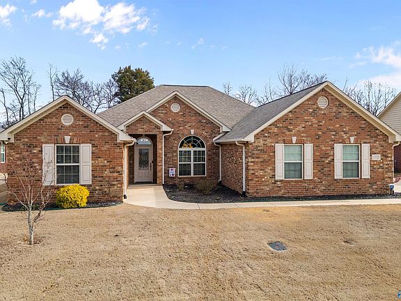 3rd image of 13520 Arbor Rdg