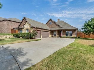 8148 Laurel Oak Dr, Fort Worth, TX 76131