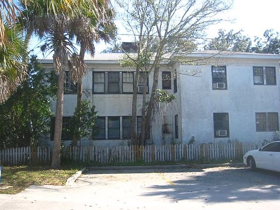 2nd image of 1025 E Lincoln Ave