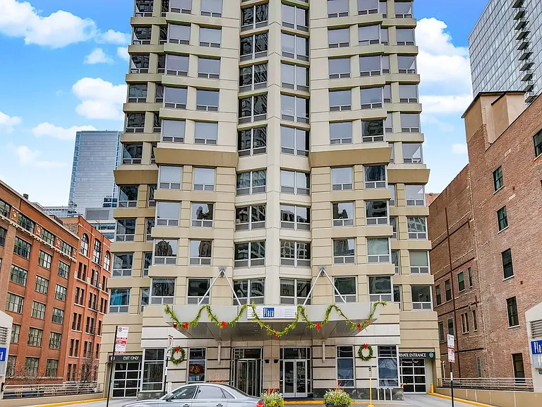 440 N Wabash Ave #3401 — Photo 15