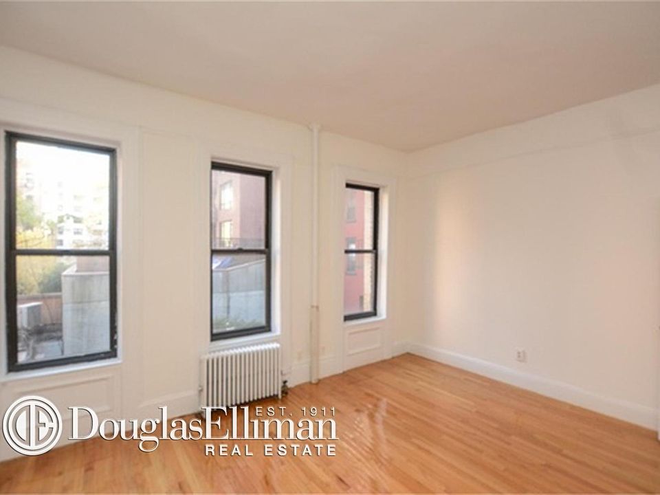 1st image of 328 W 47th St APT 2c
