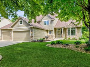 1484 Wintergreen Ct, Victoria, MN 55386