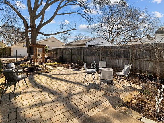 4th image of 6402 Fyler Ave