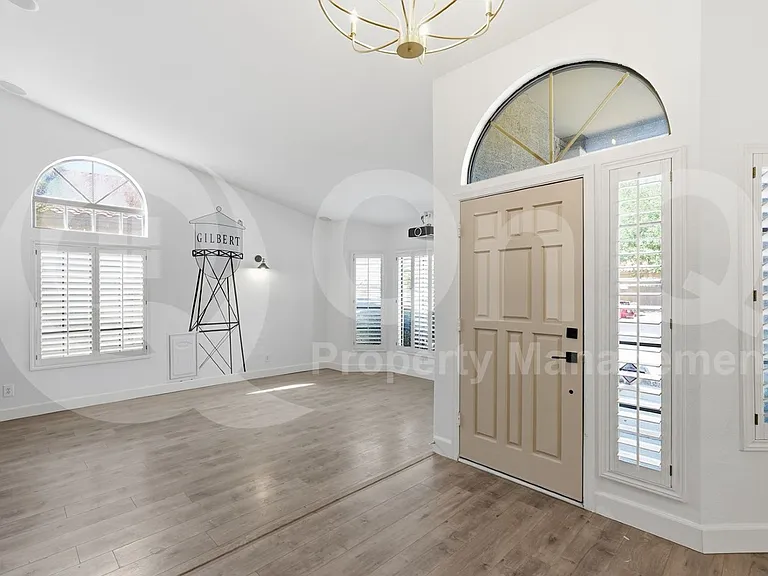 401 S Tiago Dr — Photo 9
