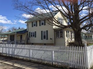 601 S Clark St, Nappanee, IN 46550