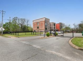 217 E Deaderick St #2F, Jackson, TN 38301