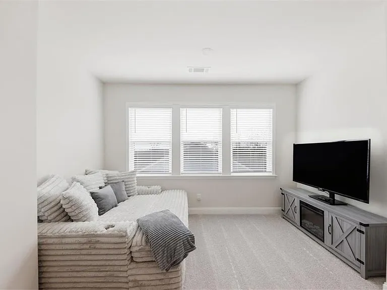 3939 Alderstone Dr — Photo 48