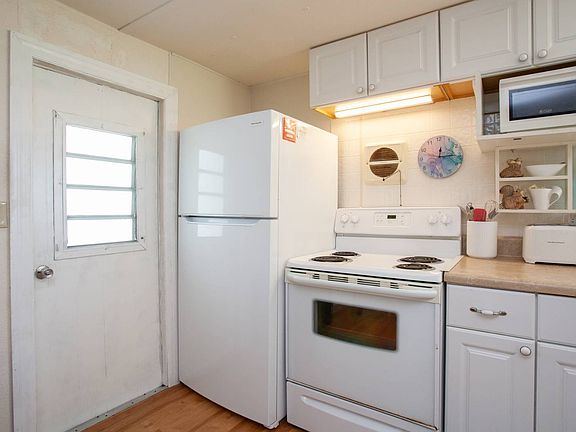 5th image of 5644 Regency Blvd #26