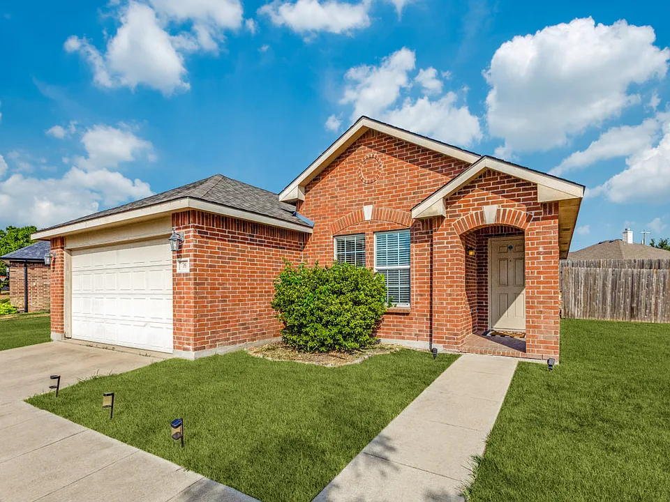 76 Daisy Dr