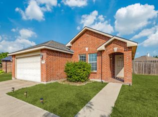 76 Daisy Dr, Fate, TX 75087