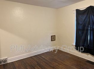 1334 SW Mulvane St APT 1, Topeka, KS 66604