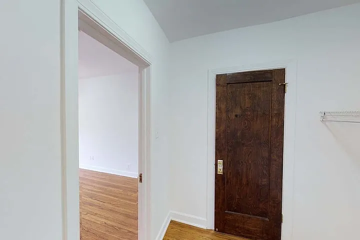 4455 S. Greenwood Avenue — Photo 17