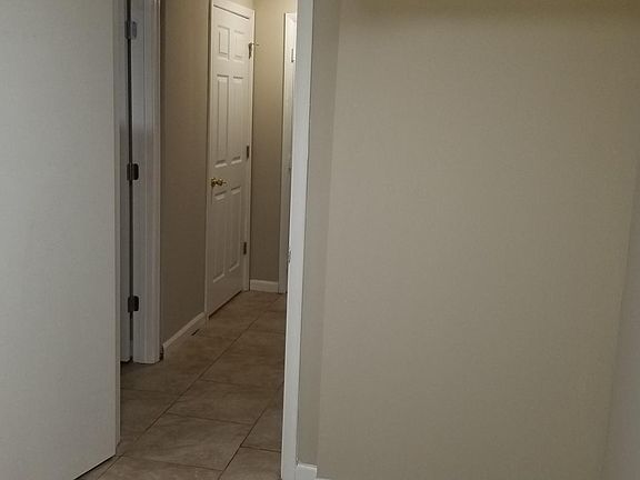 4th image of 6234 Twain Ct