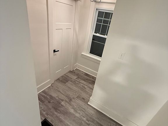 4th image of 629 Payne Ave