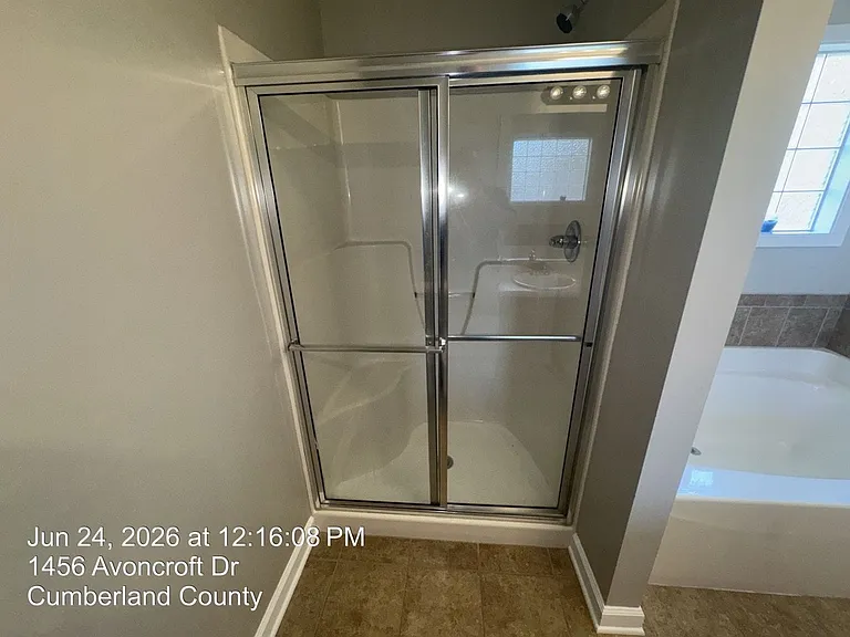 1456 Avoncroft Dr — Photo 17