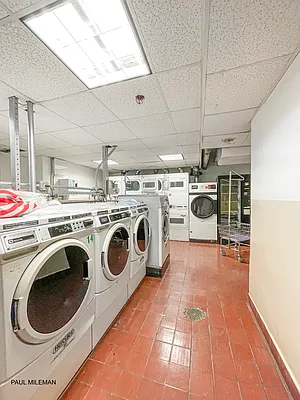 Rented by Manhattan Realty Group | media 15