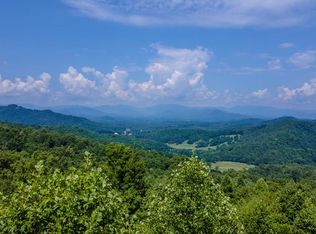 1107 Hemlock Falls Rd, Franklin, NC 28734