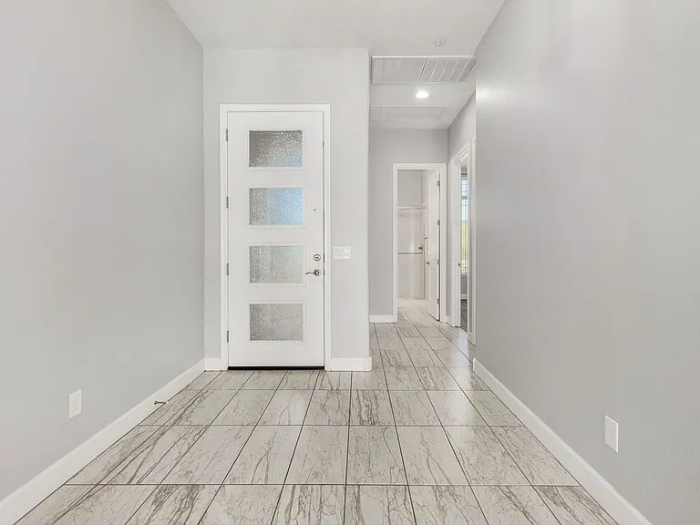11905 W Creosote Dr — Photo 4