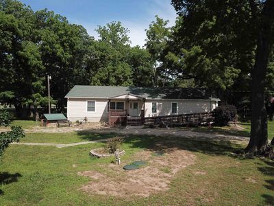1661 T Rd, Eureka, KS, 67045