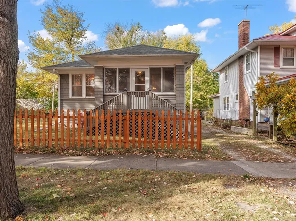 707 S Pine St, Champaign, IL 61820