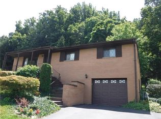 709 Tara Dr, Ellwood City, PA